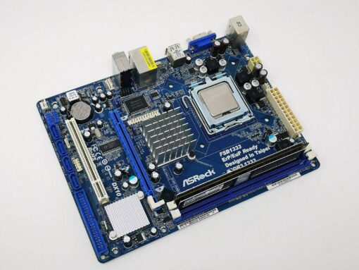 ASROCK Motherboard 3 GHZ CPU +2 GB Speicher
