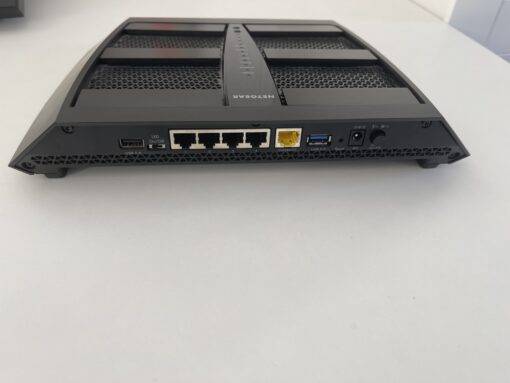 Netgear X6 Nighthawk R8000 Wireless Router AC3200 - Image 3